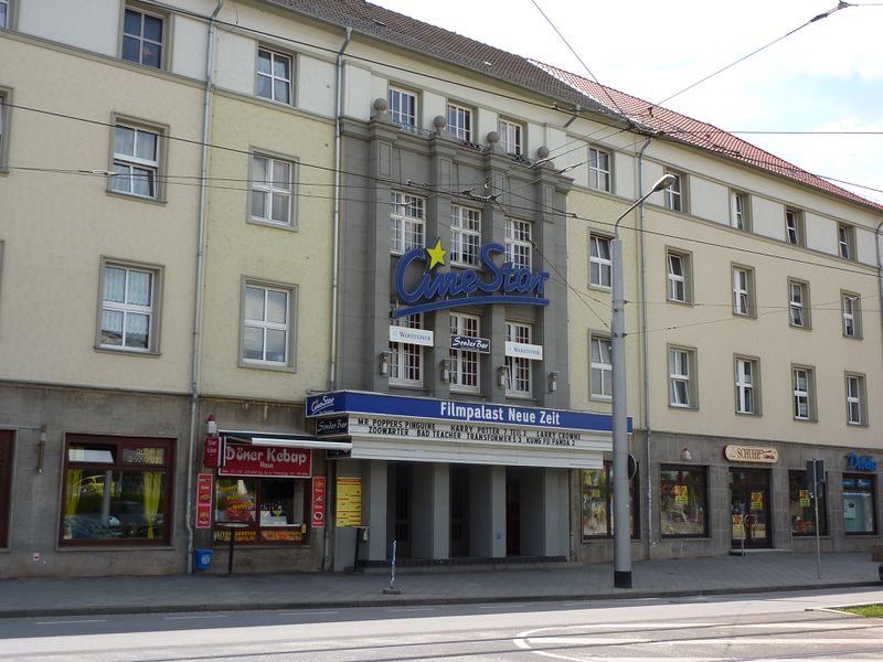 Datei:Filmpalast Neue Zeit Nordhausen, Eingang 2011.jpg