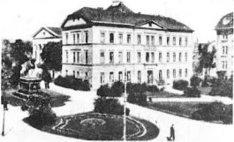 Schule am ehemaligen Friedrich-Wilhelm-Platz Nordhausen.jpg