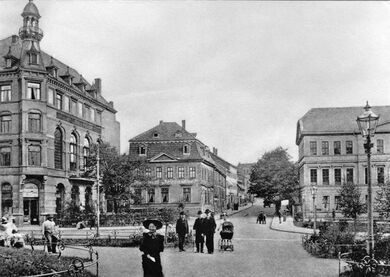 "Friedrich-Wilhelm-Platz"