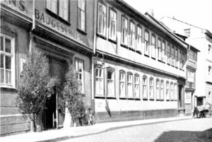 Realgymnasium Das erste Schulgebäude.png